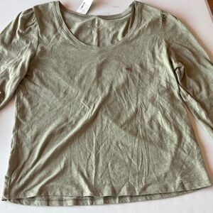 NWT Olive 3/4 Sleeve Top
